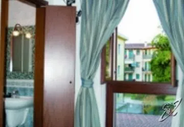 Hotel La Nuvola 2*